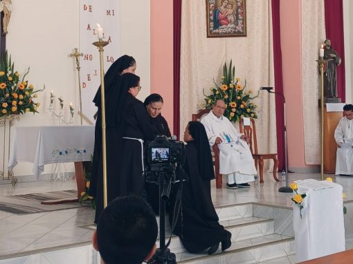 Profesión Perpetua de hermana Ma.Antonia 2024